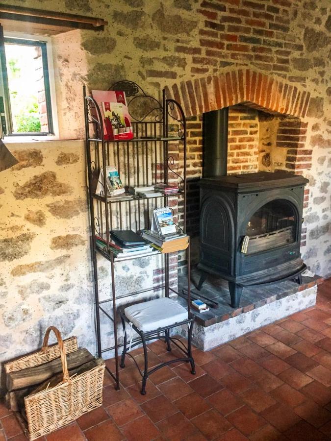 Demeure Du Castel Bed and Breakfast Les Châtelliers-Châteaumur Exteriör bild